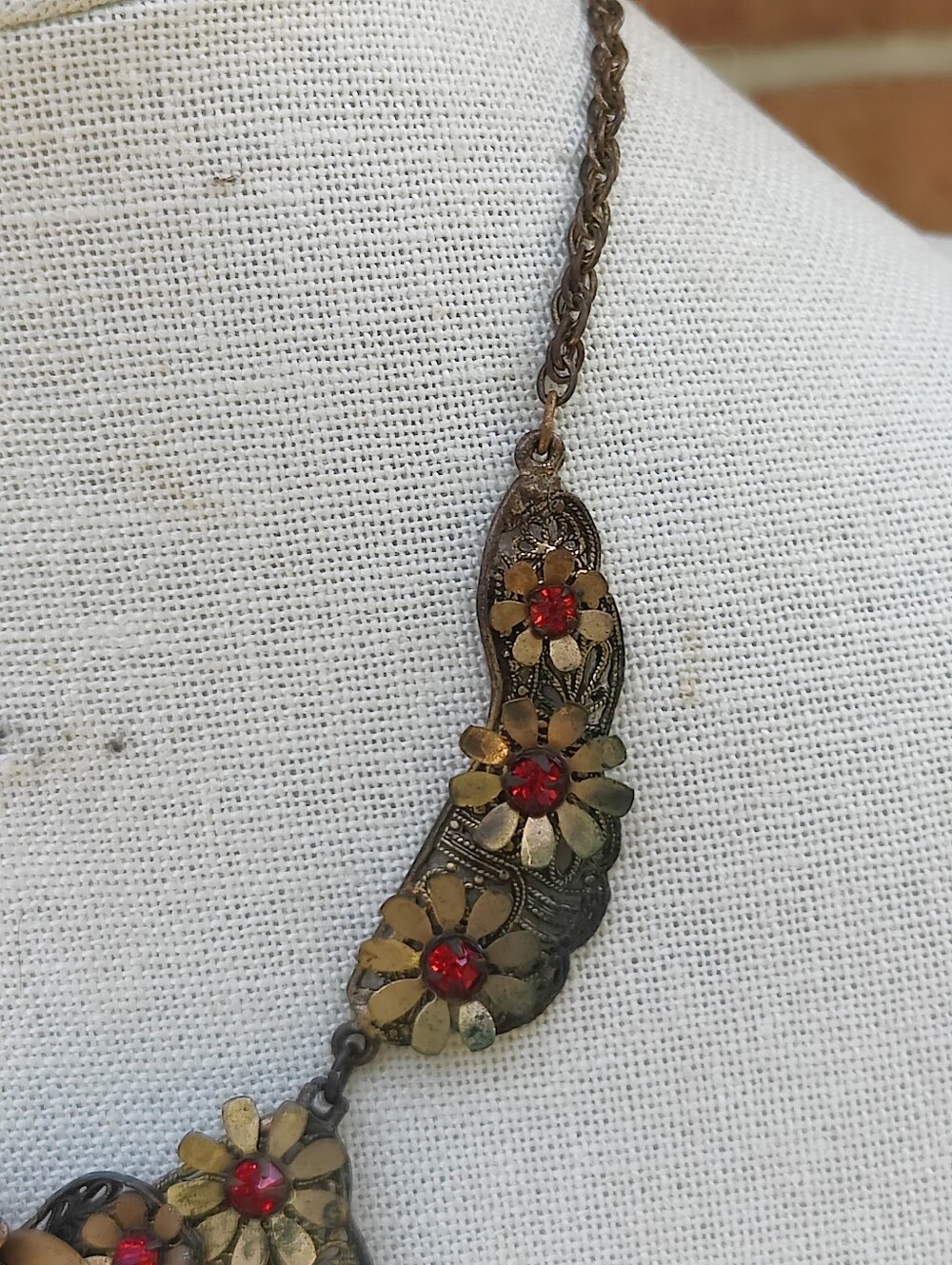 Antique Victorian Red Czech Glass Floral Necklace - Picture 4 of 9